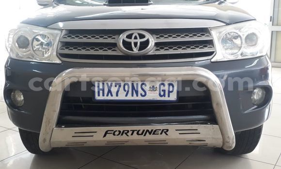 Acheter Occasion Voiture Toyota Fortuner Gris à Ezulwini, Hhohho Acheter Occasion Voiture Toyota Fortuner Gris à Ezulwini, Hhohho