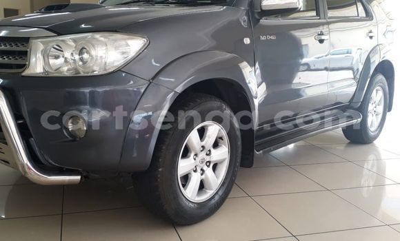 Acheter Occasion Voiture Toyota Fortuner Gris à Ezulwini, Hhohho Acheter Occasion Voiture Toyota Fortuner Gris à Ezulwini, Hhohho