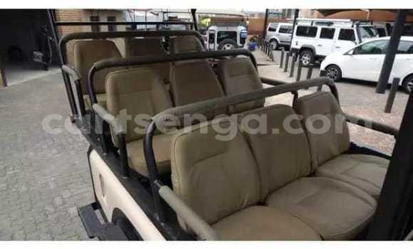 Buy Used Land Rover Defender Other Car in Ezulwini in Hhohho Buy Used Land Rover Defender Other Car in Ezulwini in Hhohho