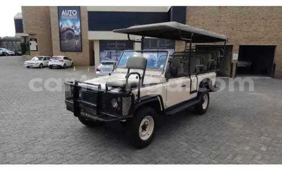 Buy Used Land Rover Defender Other Car in Ezulwini in Hhohho Buy Used Land Rover Defender Other Car in Ezulwini in Hhohho