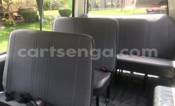 Buy Used Toyota Hiace White Car in Bhunya in Manzini Buy Used Toyota Hiace White Car in Bhunya in Manzini