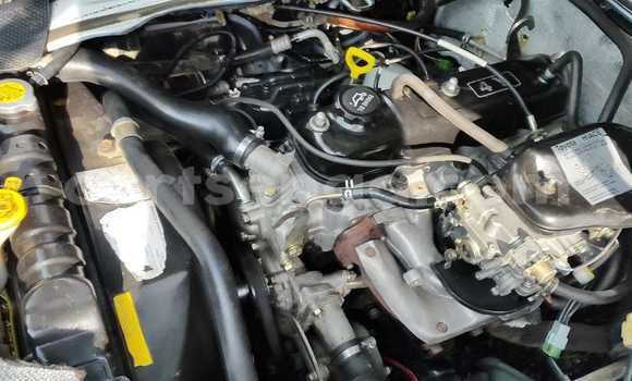 Buy Used Toyota Hiace White Car in Bhunya in Manzini Buy Used Toyota Hiace White Car in Bhunya in Manzini