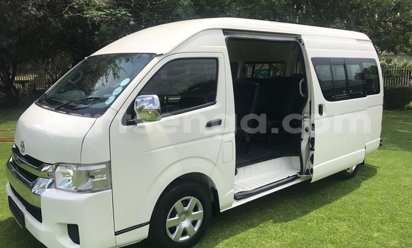 Buy Used Toyota Hiace Other Car in Bhunya in Manzini Buy Used Toyota Hiace Other Car in Bhunya in Manzini