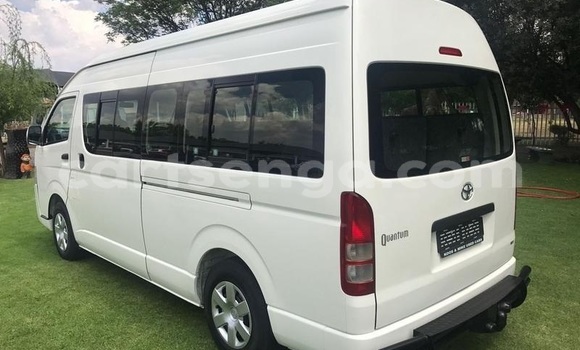 Buy Used Toyota Hiace Other Car in Bhunya in Manzini Buy Used Toyota Hiace Other Car in Bhunya in Manzini