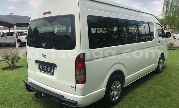 Buy Used Toyota Hiace Other Car in Bhunya in Manzini Buy Used Toyota Hiace Other Car in Bhunya in Manzini