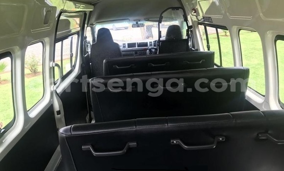 Buy Used Toyota Hiace Other Car in Bhunya in Manzini Buy Used Toyota Hiace Other Car in Bhunya in Manzini