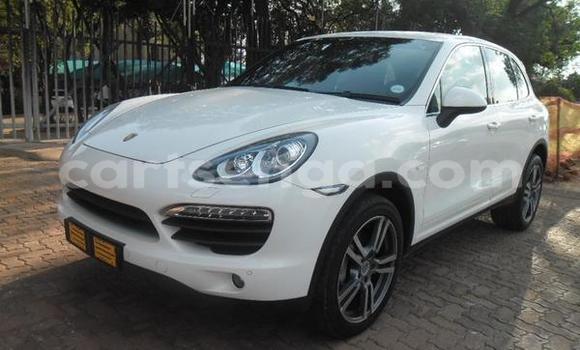 Buy Used Porsche 911 GT2 Other Car in Bhunya in Manzini Buy Used Porsche 911 GT2 Other Car in Bhunya in Manzini