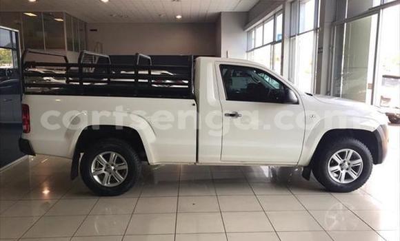 Buy Used Volkswagen Amarok White Car in Bhunya in Manzini Buy Used Volkswagen Amarok White Car in Bhunya in Manzini