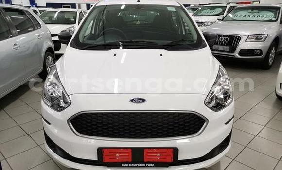 Buy Used Ford Focus White Car in Bhunya in Manzini Buy Used Ford Focus White Car in Bhunya in Manzini
