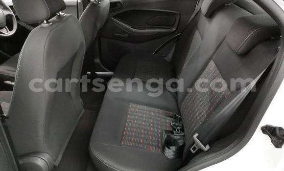 Buy Used Ford Focus White Car in Bhunya in Manzini Buy Used Ford Focus White Car in Bhunya in Manzini