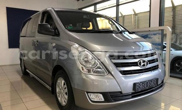 Buy Used Hyundai H1 Other Car in Bhunya in Manzini Buy Used Hyundai H1 Other Car in Bhunya in Manzini