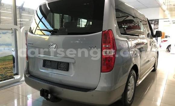 Buy Used Hyundai H1 Other Car in Bhunya in Manzini Buy Used Hyundai H1 Other Car in Bhunya in Manzini
