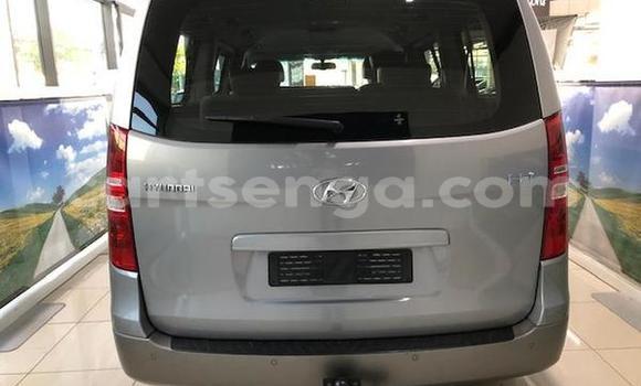 Buy Used Hyundai H1 Other Car in Bhunya in Manzini Buy Used Hyundai H1 Other Car in Bhunya in Manzini