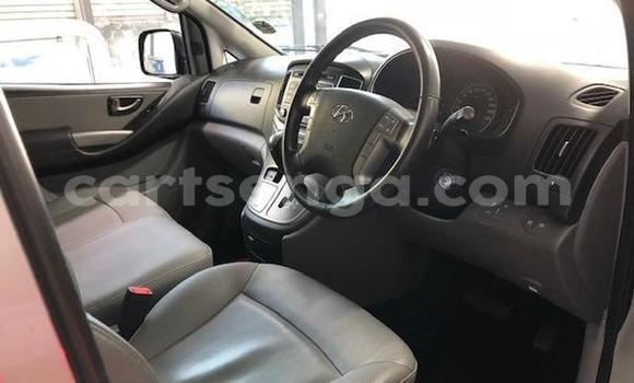 Buy Used Hyundai H1 Other Car in Bhunya in Manzini Buy Used Hyundai H1 Other Car in Bhunya in Manzini