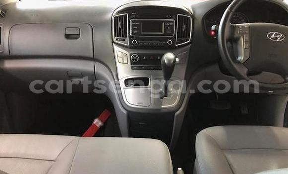 Buy Used Hyundai H1 Other Car in Bhunya in Manzini Buy Used Hyundai H1 Other Car in Bhunya in Manzini