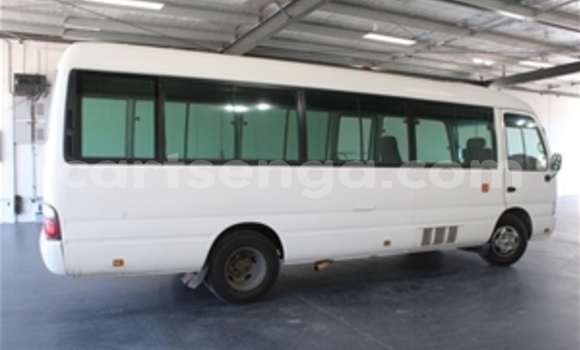 Buy Used Nissan Evalia Other Truck in Bhunya in Manzini Buy Used Nissan Evalia Other Truck in Bhunya in Manzini