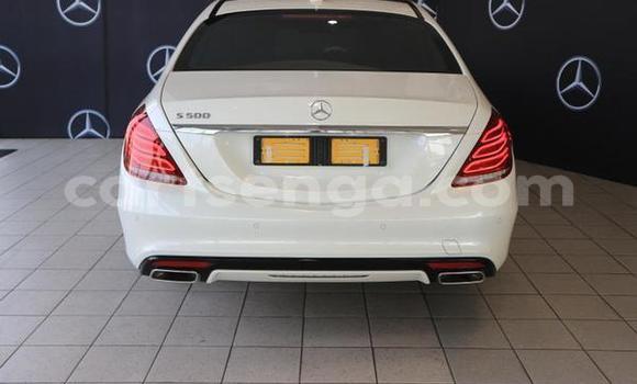 Buy Used Mercedes‒Benz C–Class White Car in Bhunya in Manzini Buy Used Mercedes‒Benz C–Class White Car in Bhunya in Manzini