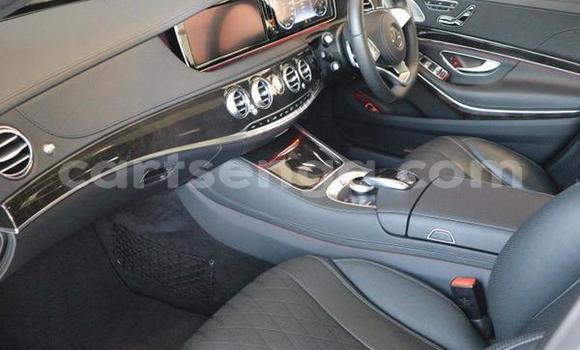 Buy Used Mercedes‒Benz C–Class White Car in Bhunya in Manzini Buy Used Mercedes‒Benz C–Class White Car in Bhunya in Manzini