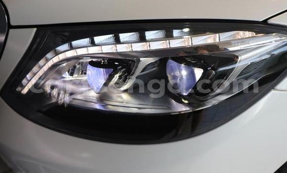 Buy Used Mercedes‒Benz C–Class White Car in Bhunya in Manzini Buy Used Mercedes‒Benz C–Class White Car in Bhunya in Manzini