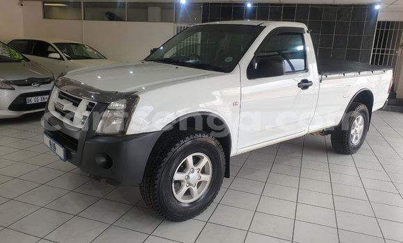 Buy Used Isuzu KB White Car in Mbabane in Manzini Buy Used Isuzu KB White Car in Mbabane in Manzini