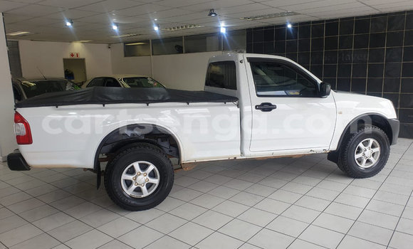 Buy Used Isuzu KB White Car in Mbabane in Manzini Buy Used Isuzu KB White Car in Mbabane in Manzini