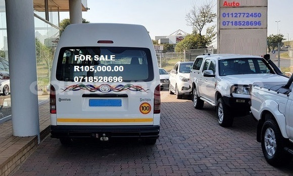 Nunua Ilio tumika Toyota Ade White Lori ndani ya Import - Dubai nchini Hhohho Nunua Ilio tumika Toyota Ade White Lori ndani ya Import - Dubai nchini Hhohho