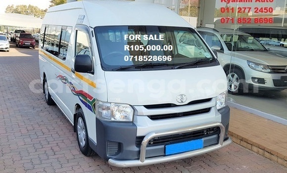 Nunua Ilio tumika Toyota Ade White Lori ndani ya Import - Dubai nchini Hhohho Nunua Ilio tumika Toyota Ade White Lori ndani ya Import - Dubai nchini Hhohho