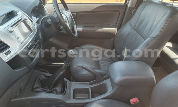 Nunua Ilio tumika Toyota Hillux Other Lori ndani ya Import - Dubai nchini Hhohho Nunua Ilio tumika Toyota Hillux Other Lori ndani ya Import - Dubai nchini Hhohho