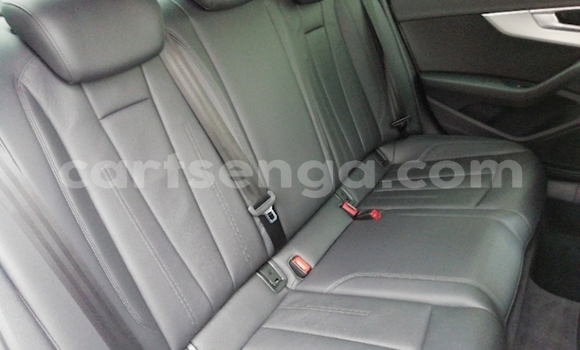 Acheter Occasion Voiture Audi A4 Blanc à Mbabane, Manzini Acheter Occasion Voiture Audi A4 Blanc à Mbabane, Manzini