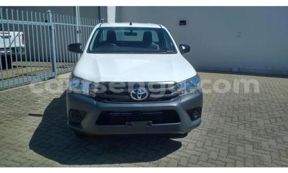 Acheter Occasion Voiture Toyota Hilux Blanc à Manzini, Manzini Acheter Occasion Voiture Toyota Hilux Blanc à Manzini, Manzini