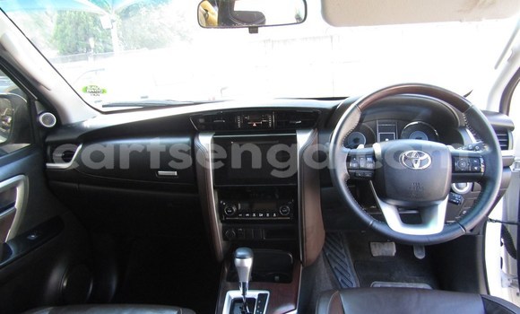 Acheter Occasion Voiture Toyota Fortuner Blanc à Manzini, Manzini Acheter Occasion Voiture Toyota Fortuner Blanc à Manzini, Manzini