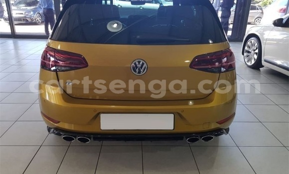 Buy Used Volkswagen Golf R Brown Car in Ezulwini in Hhohho Buy Used Volkswagen Golf R Brown Car in Ezulwini in Hhohho