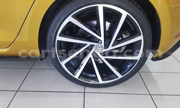 Buy Used Volkswagen Golf R Brown Car in Ezulwini in Hhohho Buy Used Volkswagen Golf R Brown Car in Ezulwini in Hhohho