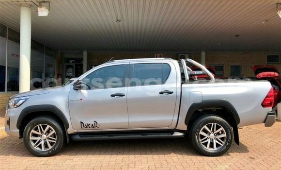 Buy Used Toyota Hilux Silver Car in Ezulwini in Hhohho Buy Used Toyota Hilux Silver Car in Ezulwini in Hhohho