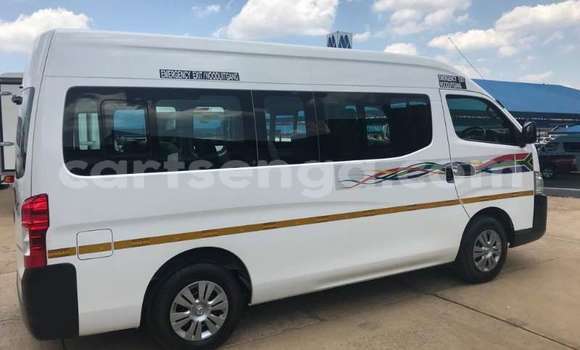 Buy Used Nissan NV350 Caravan White Car in Mbabane in Manzini Buy Used Nissan NV350 Caravan White Car in Mbabane in Manzini