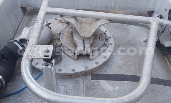 Buy Used Mercedes‒Benz 2644 White Truck in Mbabane in Manzini Buy Used Mercedes‒Benz 2644 White Truck in Mbabane in Manzini