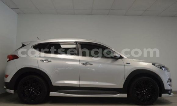 Buy Used Hyundai Tucson Silver Car in Ezulwini in Hhohho Buy Used Hyundai Tucson Silver Car in Ezulwini in Hhohho