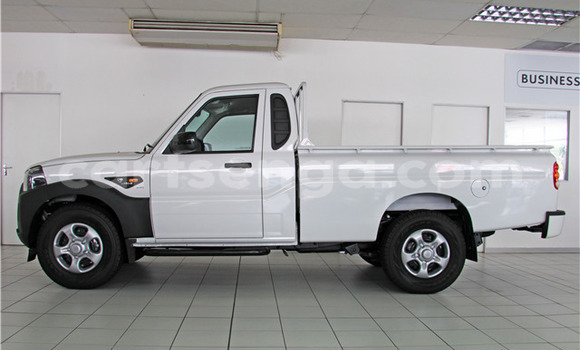 Buy Used Mahindra Bolero White Car in Ezulwini in Hhohho Buy Used Mahindra Bolero White Car in Ezulwini in Hhohho