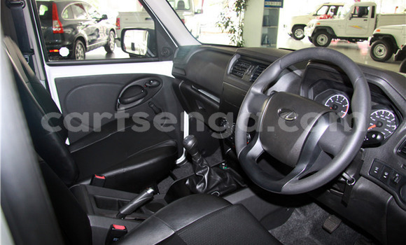 Buy Used Mahindra Bolero White Car in Ezulwini in Hhohho Buy Used Mahindra Bolero White Car in Ezulwini in Hhohho