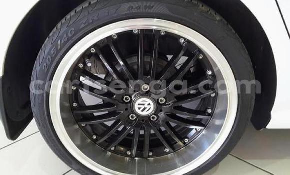 Acheter Occasion Voiture Volkswagen Polo Blanc à Bulembu, Hhohho Acheter Occasion Voiture Volkswagen Polo Blanc à Bulembu, Hhohho