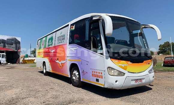 Buy Used Volvo F4 White Truck in Mbabane in Manzini Buy Used Volvo F4 White Truck in Mbabane in Manzini