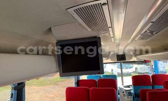 Buy Used Volvo F4 White Truck in Mbabane in Manzini Buy Used Volvo F4 White Truck in Mbabane in Manzini