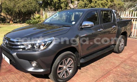 Nunua Ilio tumika Toyota Hilux Silver Gari ndani ya Mbabane nchini Manzini Nunua Ilio tumika Toyota Hilux Silver Gari ndani ya Mbabane nchini Manzini