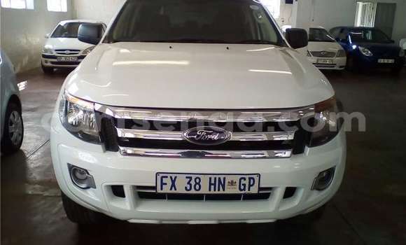 Nunua Ilio tumika Ford Ranger White Gari ndani ya Mbabane nchini Manzini Nunua Ilio tumika Ford Ranger White Gari ndani ya Mbabane nchini Manzini