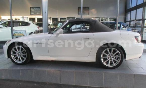 Buy Used Honda S2000 White Car in Bhunya in Manzini Buy Used Honda S2000 White Car in Bhunya in Manzini