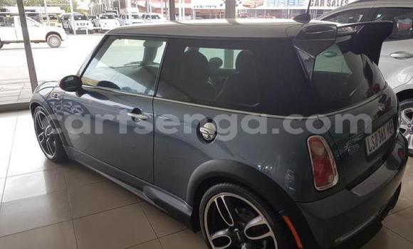Nunua Ilio tumika MINI Cooper Blue Gari ndani ya Manzini nchini Manzini Nunua Ilio tumika MINI Cooper Blue Gari ndani ya Manzini nchini Manzini
