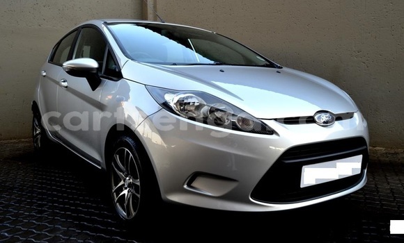 Nunua Ilio tumika Ford Fiesta Silver Gari ndani ya Manzini nchini Manzini Nunua Ilio tumika Ford Fiesta Silver Gari ndani ya Manzini nchini Manzini