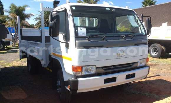 Buy Used Nissan AD White Car in Bhunya in Manzini Buy Used Nissan AD White Car in Bhunya in Manzini