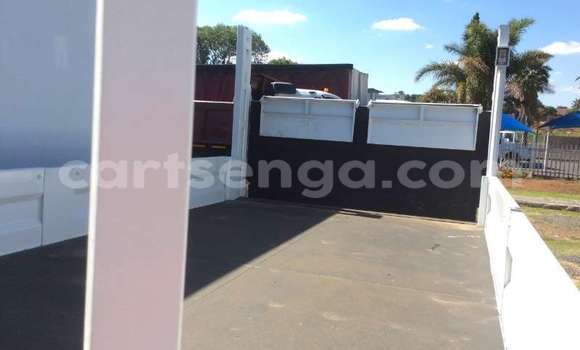 Buy Used Nissan AD White Car in Bhunya in Manzini Buy Used Nissan AD White Car in Bhunya in Manzini