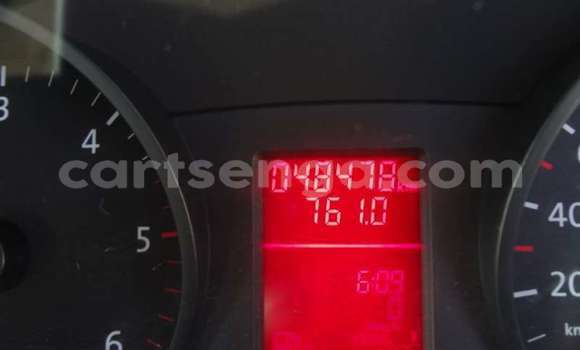 Buy Used Volkswagen Caravelle White Car in Bhunya in Manzini Buy Used Volkswagen Caravelle White Car in Bhunya in Manzini